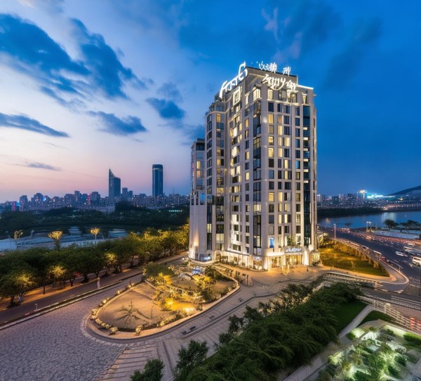 盘江雅阁大酒店位置详解,地址、交通及周边环境解析 盘江雅阁大酒店位置详解,地址、交通及周边环境解析